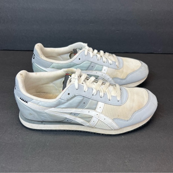 Asics Men's Gray and White Sneakers Size 8.5 - Picture 1 of 8